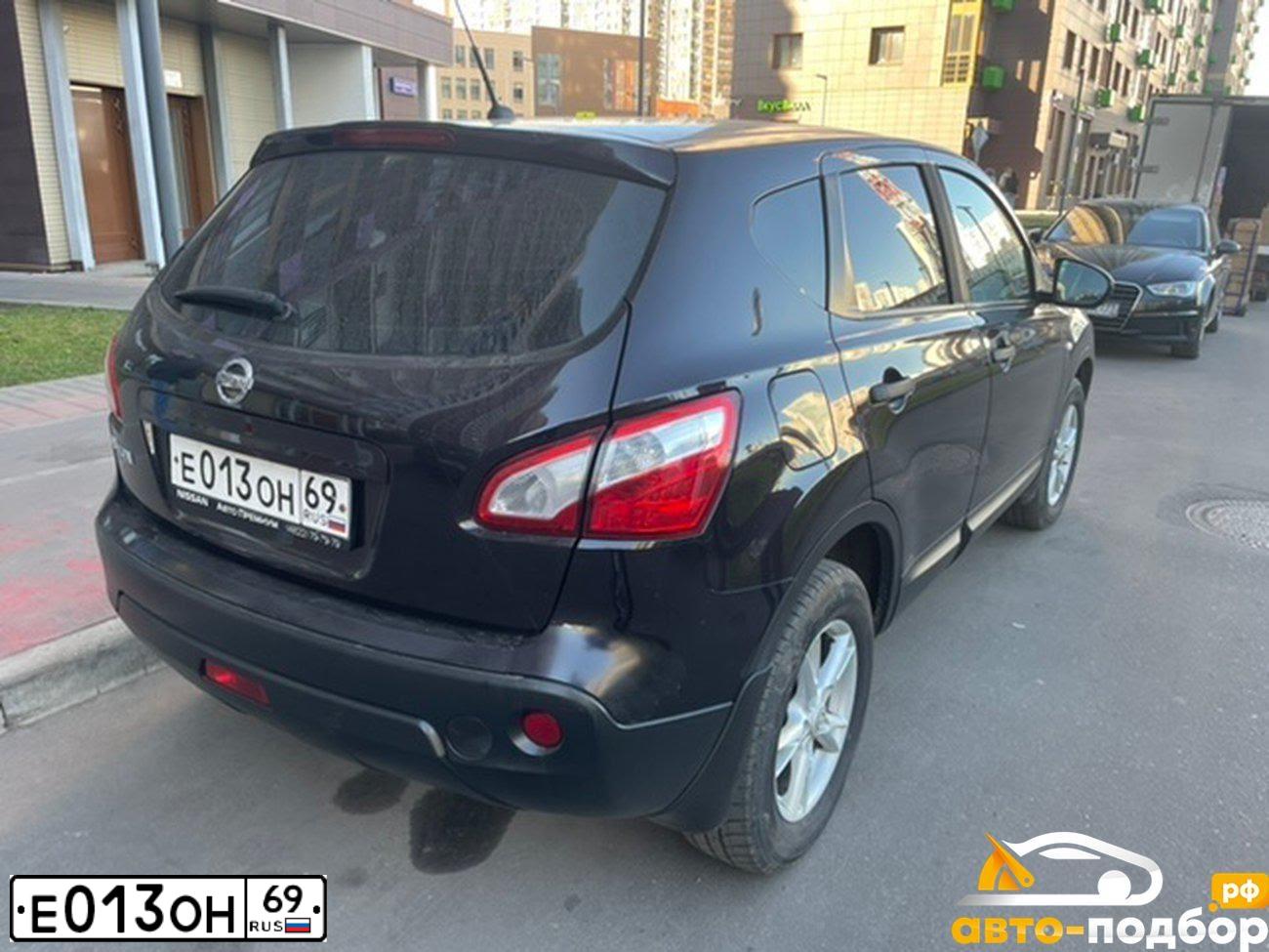 Фото автомобиля NISSAN QASHQAI, 2011 — госномер Р971ТА33. Цвет: ФИОЛЕТОВЫЙ