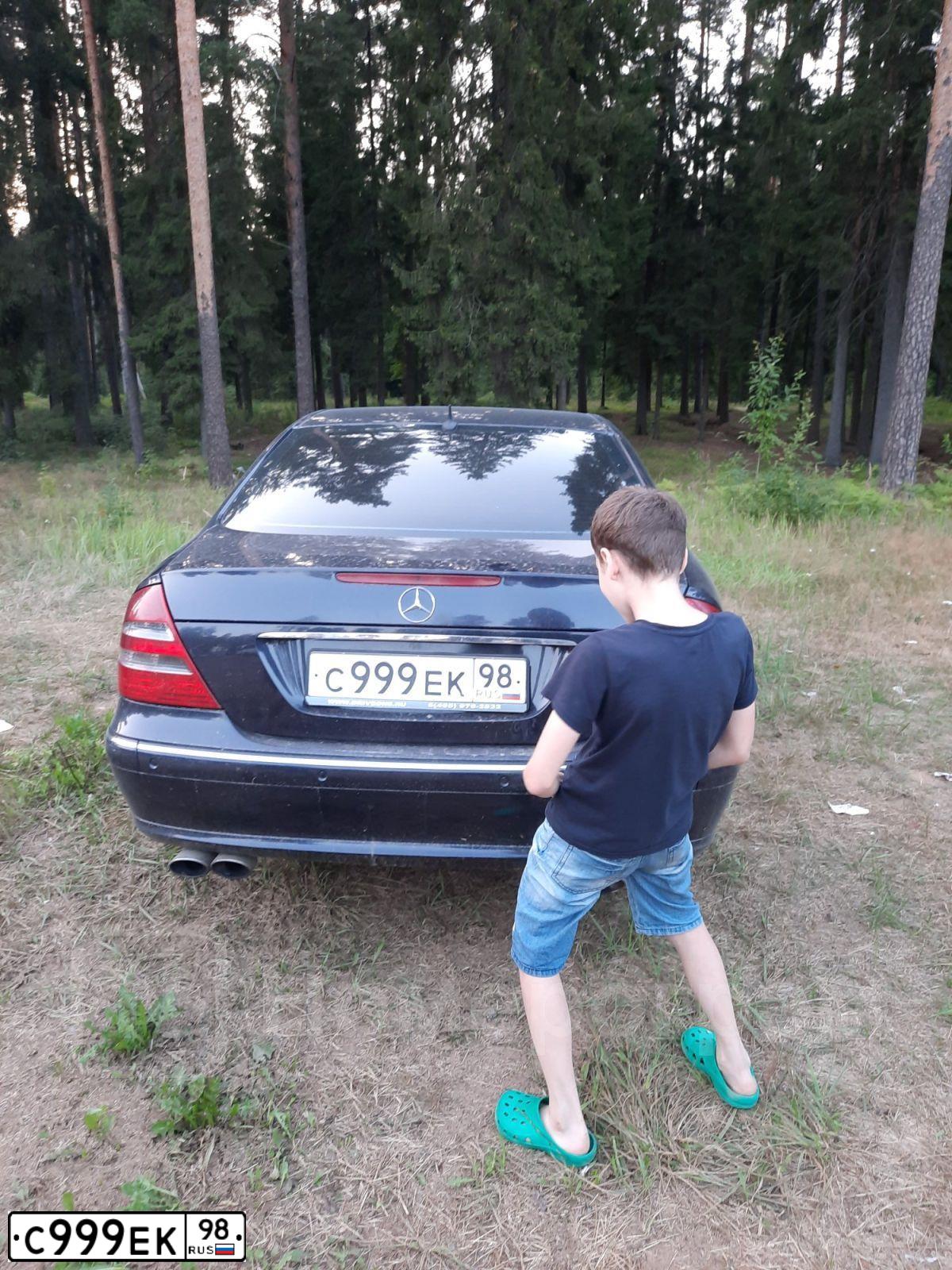 Фото автомобиля HONDA HR-V, 2004 — госномер С999ЕК98. Цвет: СЕРЫЙ СВЕТЛЫЙ