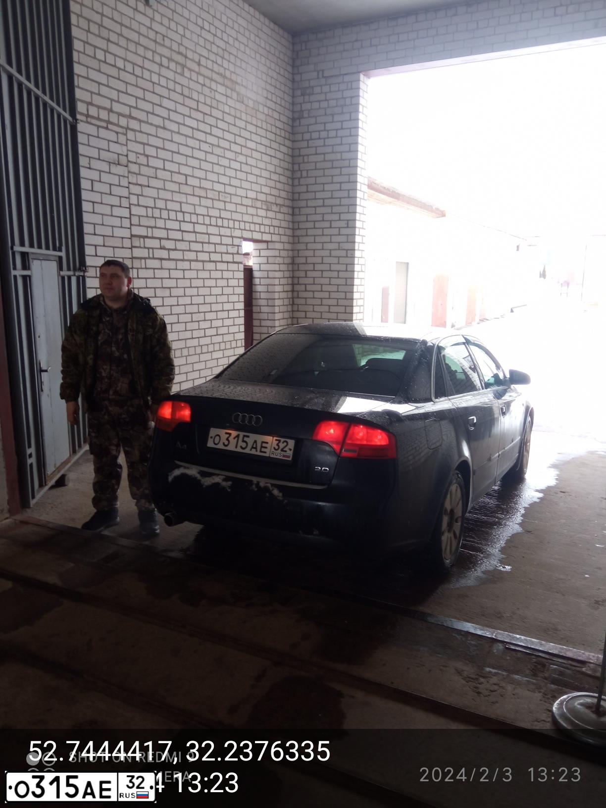 Фото автомобиля AUDI A4, 2006 — госномер Р134ТТ790. Цвет: СИНИЙ ТЕМНЫЙ