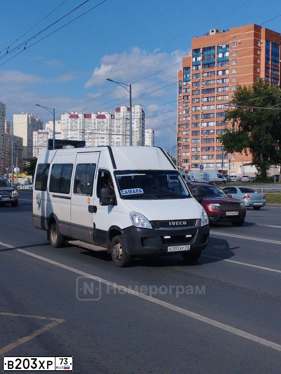 Фото автомобиля IVECO DAILY, 2011 — госномер В203ХР73. Цвет: БЕЛЫЙ