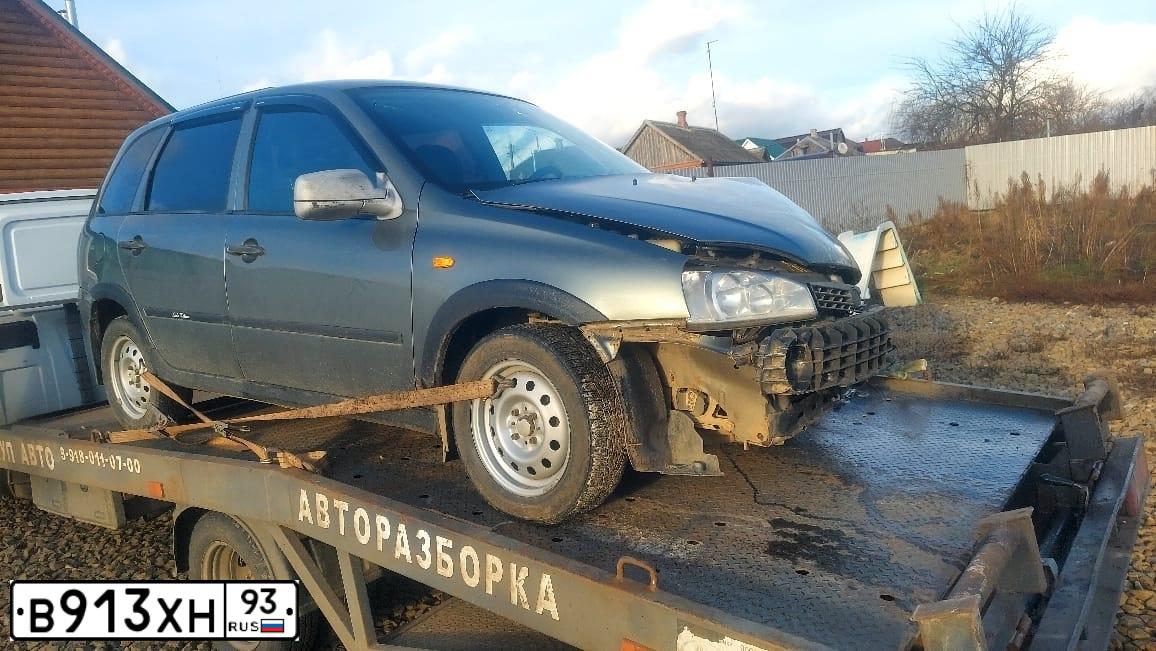 Фото автомобиля LADA KALINA, 2009 — госномер М443ВХ323. Цвет: Темно-серый металлик