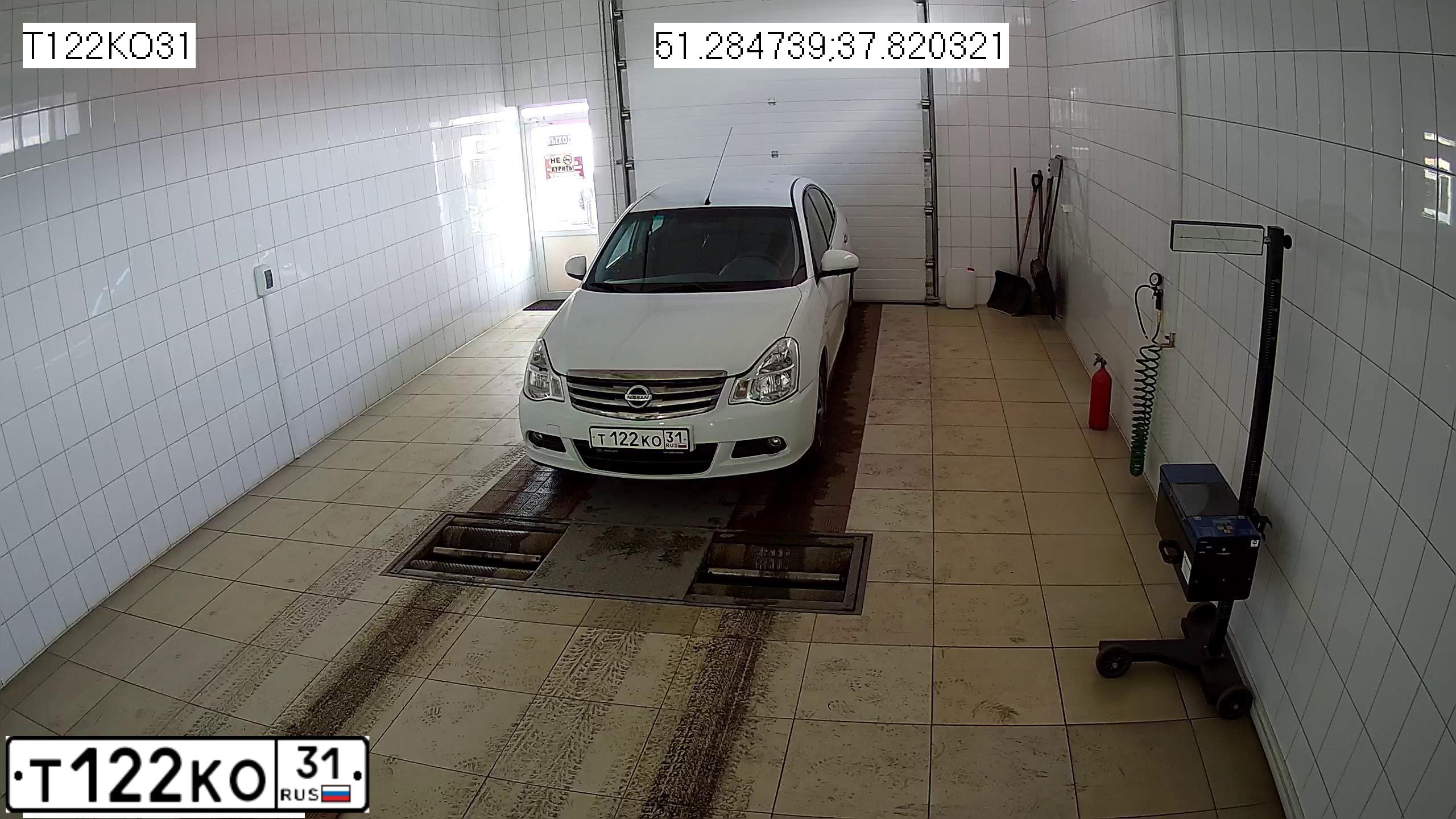 Фото автомобиля NISSAN ALMERA /AVTOVAZ/, 2016 — госномер Т600КЕ136. Цвет: Белый