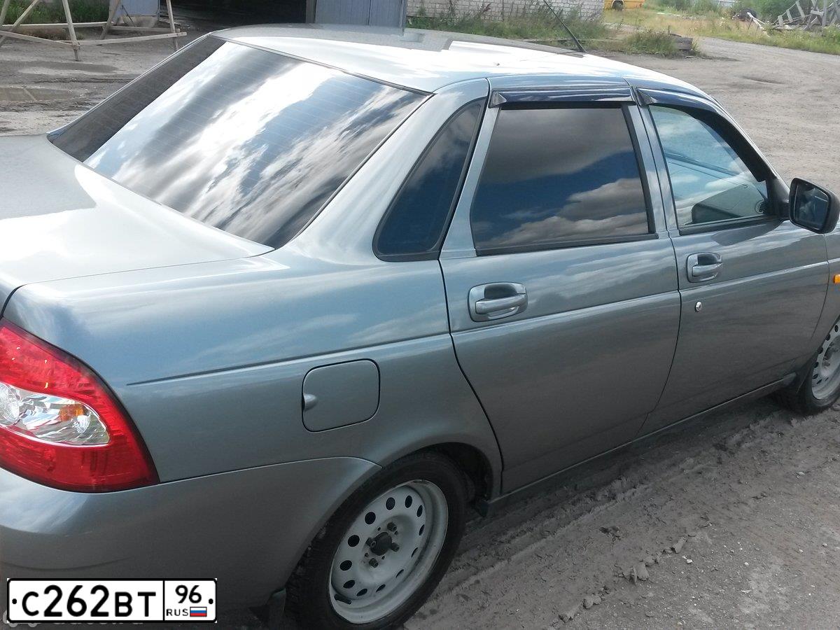 Фото автомобиля LADA 2170 PRIORA, 2013 — госномер С262ВТ96. Цвет: СЕРО-ЗЕЛЕНЫЙ