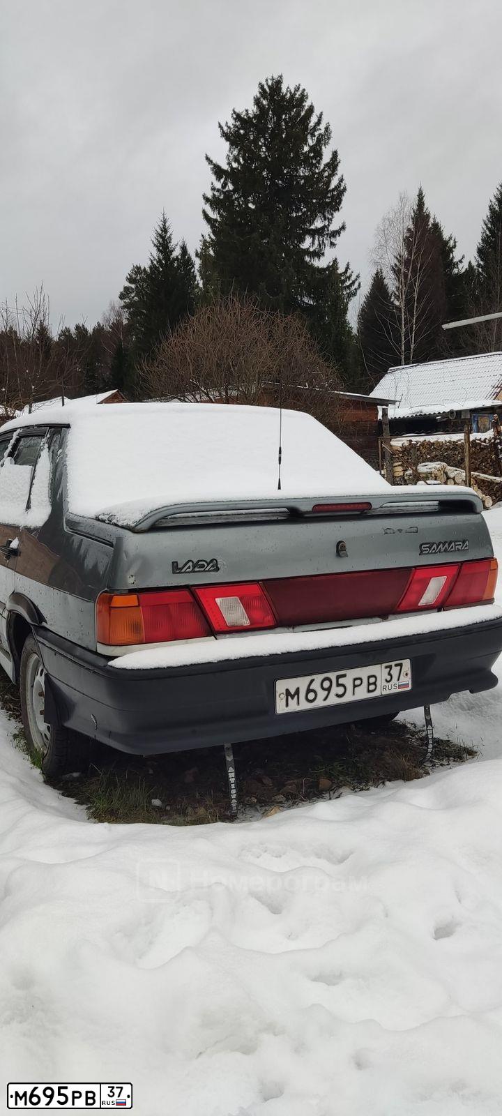 Фото автомобиля LADA 2115 SAMARA, 2007 — госномер М695РВ37. Цвет: СЕРО-ЗЕЛЕНЫЙ