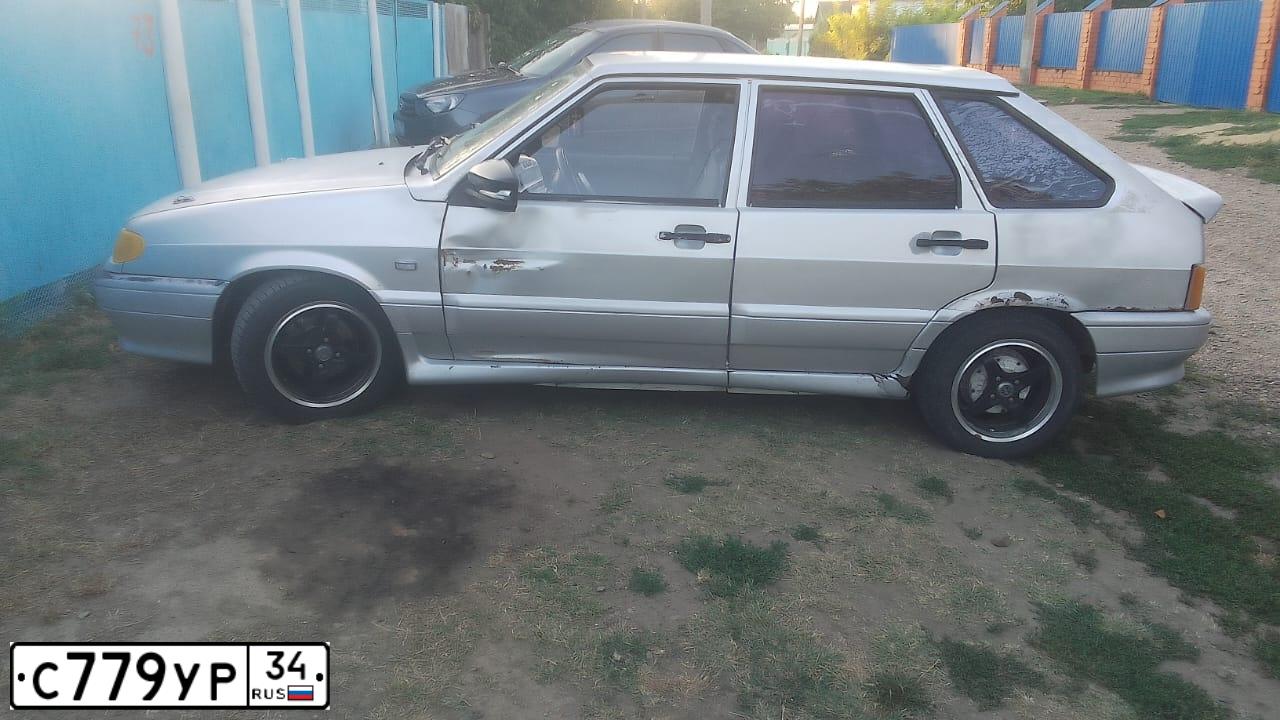Фото автомобиля LADA 2114 SAMARA, 2005 — госномер С779УР34. Цвет: СВЕТЛО СЕРЕБРИСТЫЙ МЕТАЛЛ