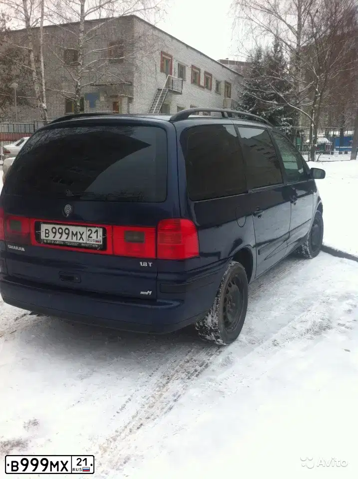 Фото автомобиля LADA 2349 WIS, 2019 — госномер В999МХ21. Цвет: БЕЛЫЙ