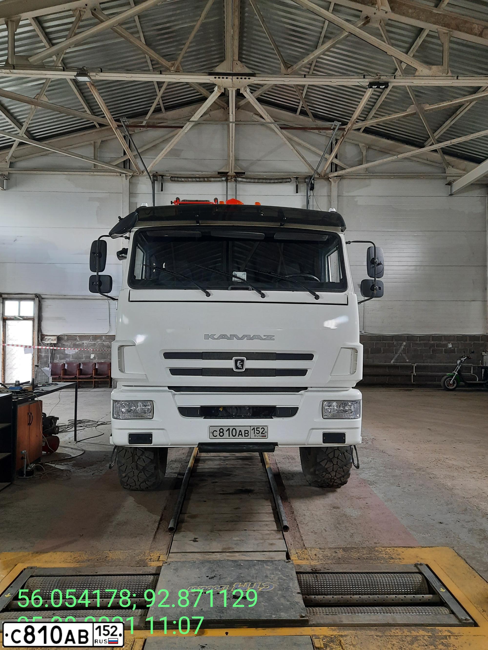 Фото автомобиля KAMAZ 4311, 2019 — госномер О359РР124. Цвет: Белый