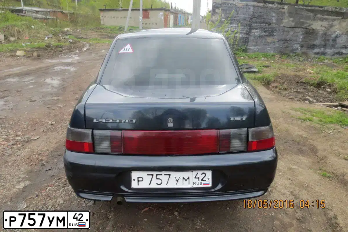 Фото автомобиля LADA 2110 LADA, 2006 — госномер Е947АК122. Цвет: ГРАФИТОВЫЙ МЕТАЛЛИК