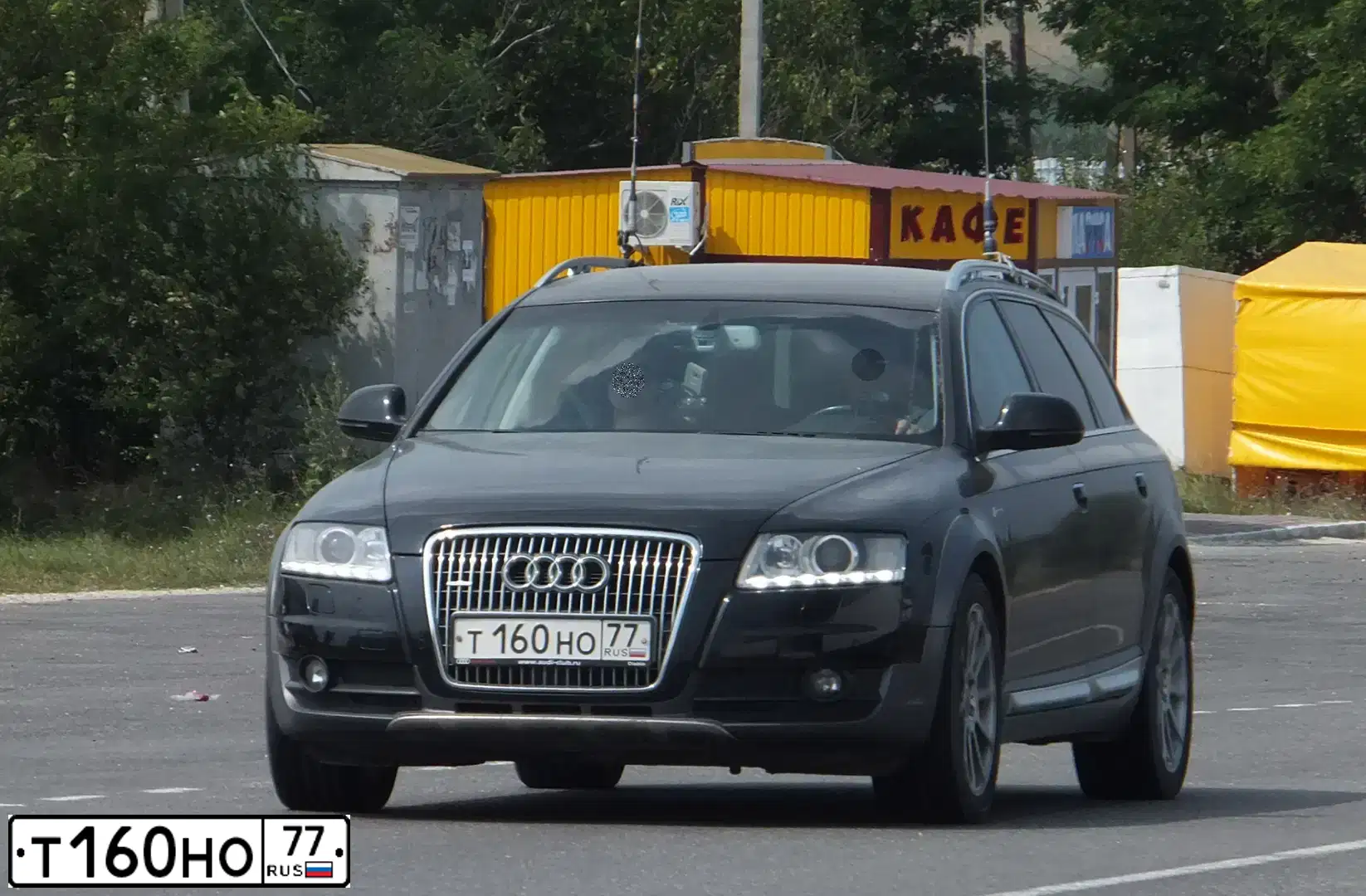 Фото автомобиля AUDI A6, 2010 — госномер Т160НО77. Цвет: ЧЕРНЫЙ