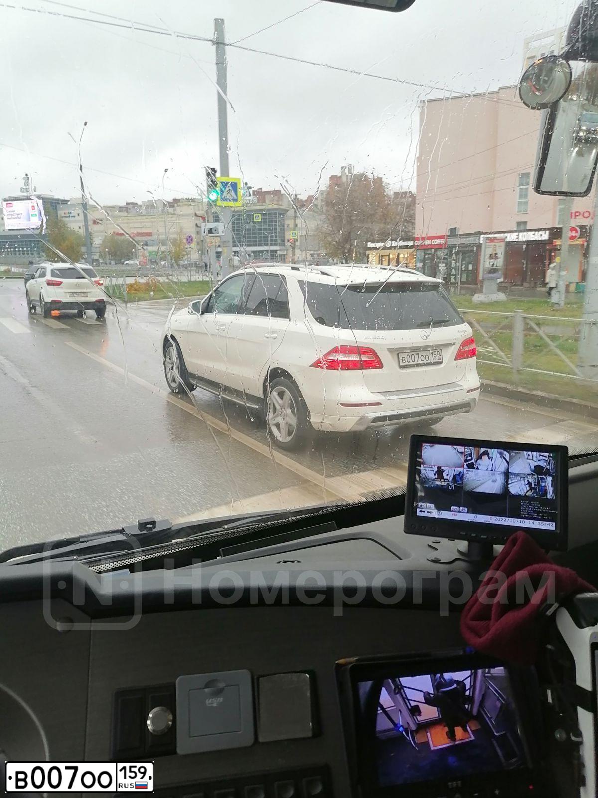 Фото автомобиля MERCEDES M-KLASSE, 2013 — госномер В007ОО159