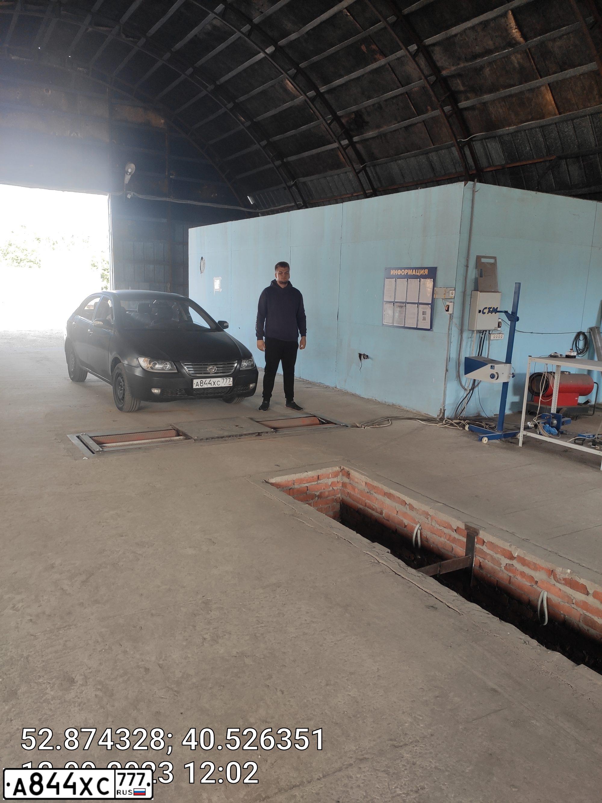 Фото автомобиля LIFAN SOLANO, 2012 — госномер О982ХС68. Цвет: ЧЕРНЫЙ