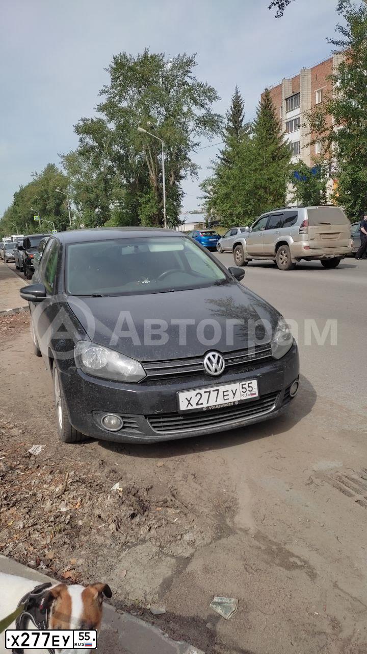 Фото автомобиля VOLKSWAGEN GOLF, 2010 — госномер Х277ЕУ55. Цвет: ЧЕРНЫЙ