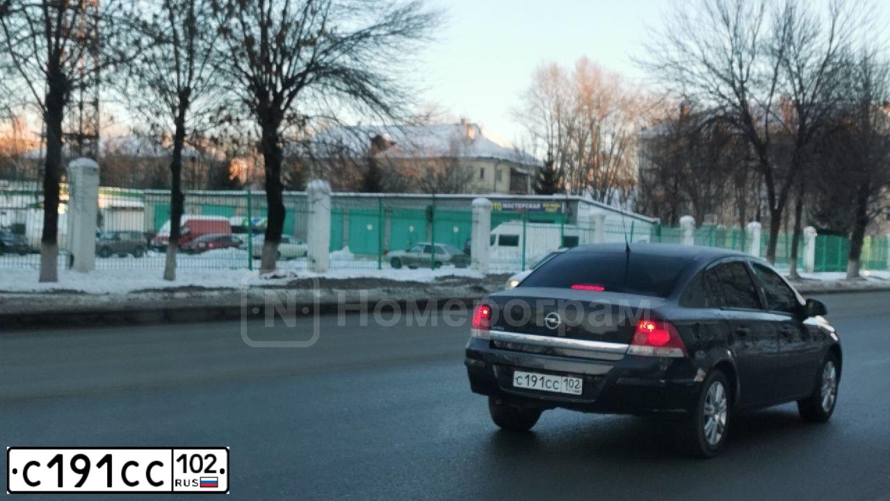 Фото автомобиля LADA 2170 PRIORA, 2009 — госномер С191СС102. Цвет: Серый