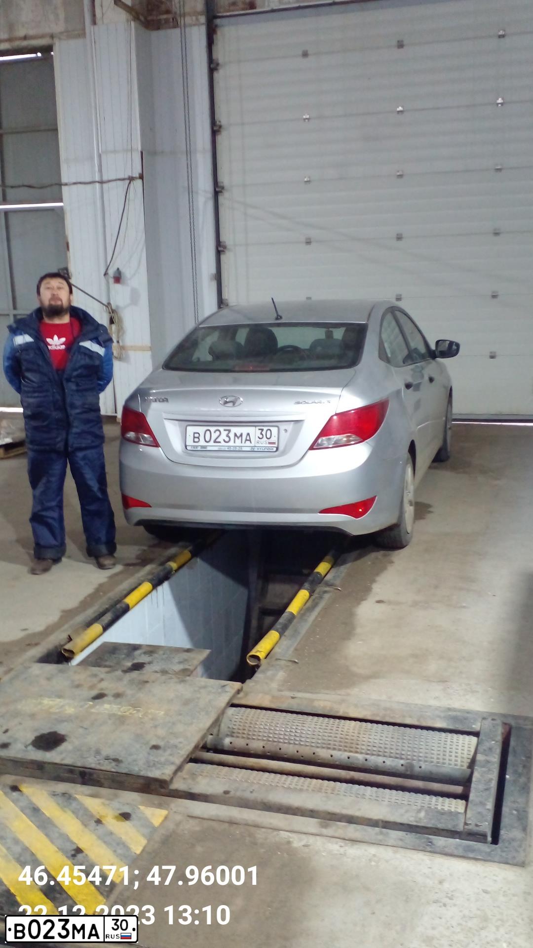 Фото автомобиля HYUNDAI SOLARIS, 2014 — госномер С446ОМ716. Цвет: СЕРЕБРИСТЫЙ