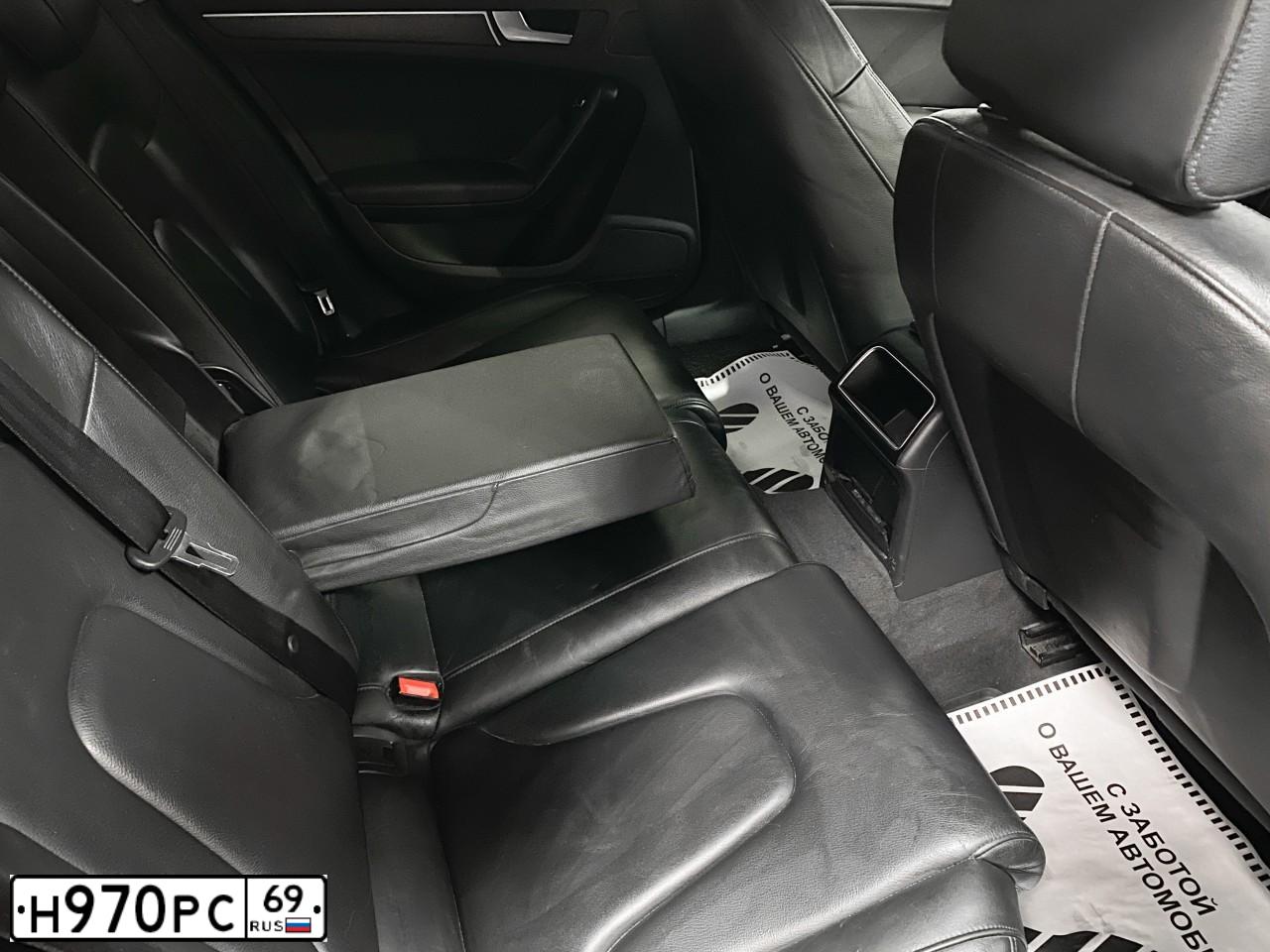 Фото автомобиля AUDI A4, 2013 — госномер Н970РС69. Цвет: ЧЕРНО-СЕРЫЙ