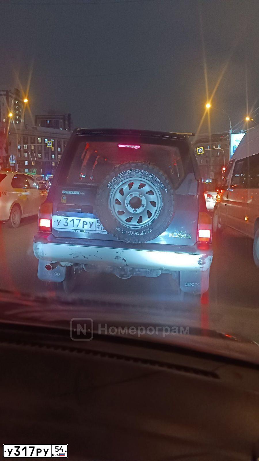 Фото автомобиля SUZUKI ESCUDO, 1993 — госномер У317РУ54