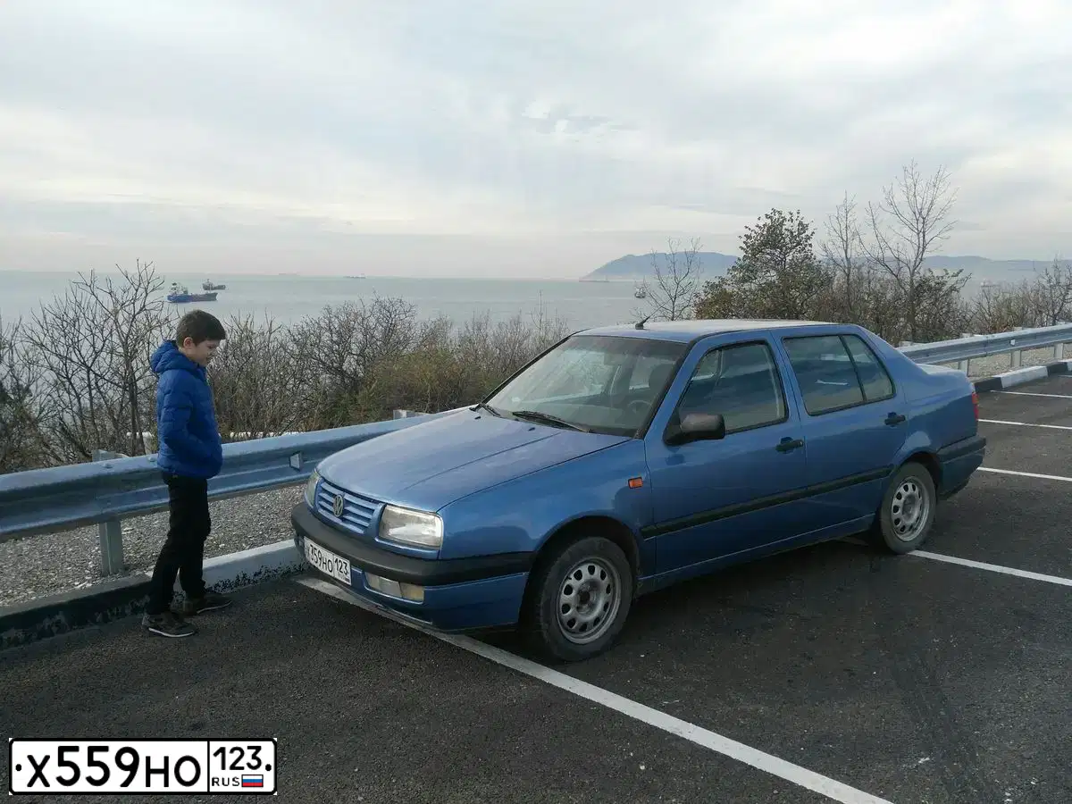Фото автомобиля LADA 2109 SAMARA, 1996 — госномер Х559НО123. Цвет: БЕЛЫЙ