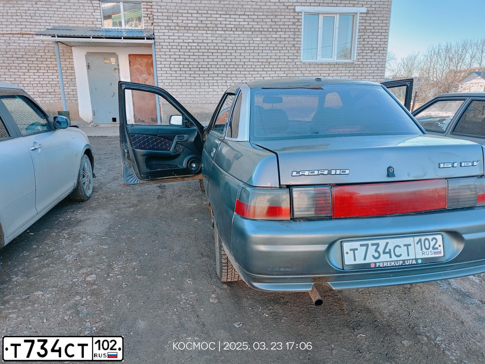 Фото автомобиля LADA 2110 LADA, 2003 — госномер Т734СТ102. Цвет: ТЕМНО-СЕРО-БЕЖЕВЫЙ