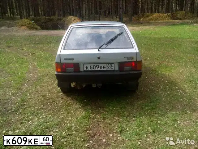 Фото автомобиля LADA 2109 SAMARA, 1998 — госномер У931МТ47. Цвет: СЕРЕБРИСТО-ГОЛУБОЙ