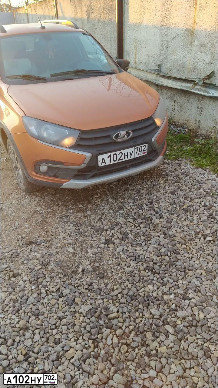 Фото автомобиля LADA 2194 GRANTA, 2020 — госномер А102НУ702. Цвет: Оранжевый