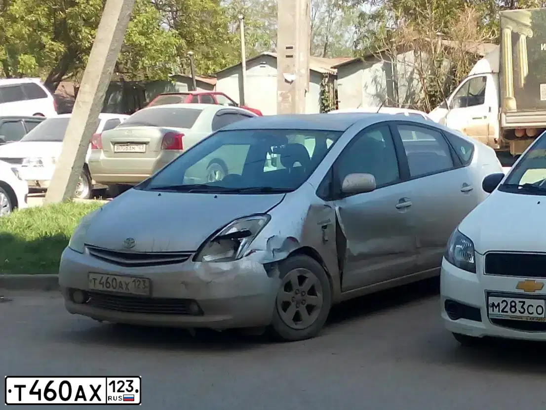 Фото автомобиля TOYOTA PRIUS, 2008 — госномер Т460АХ123