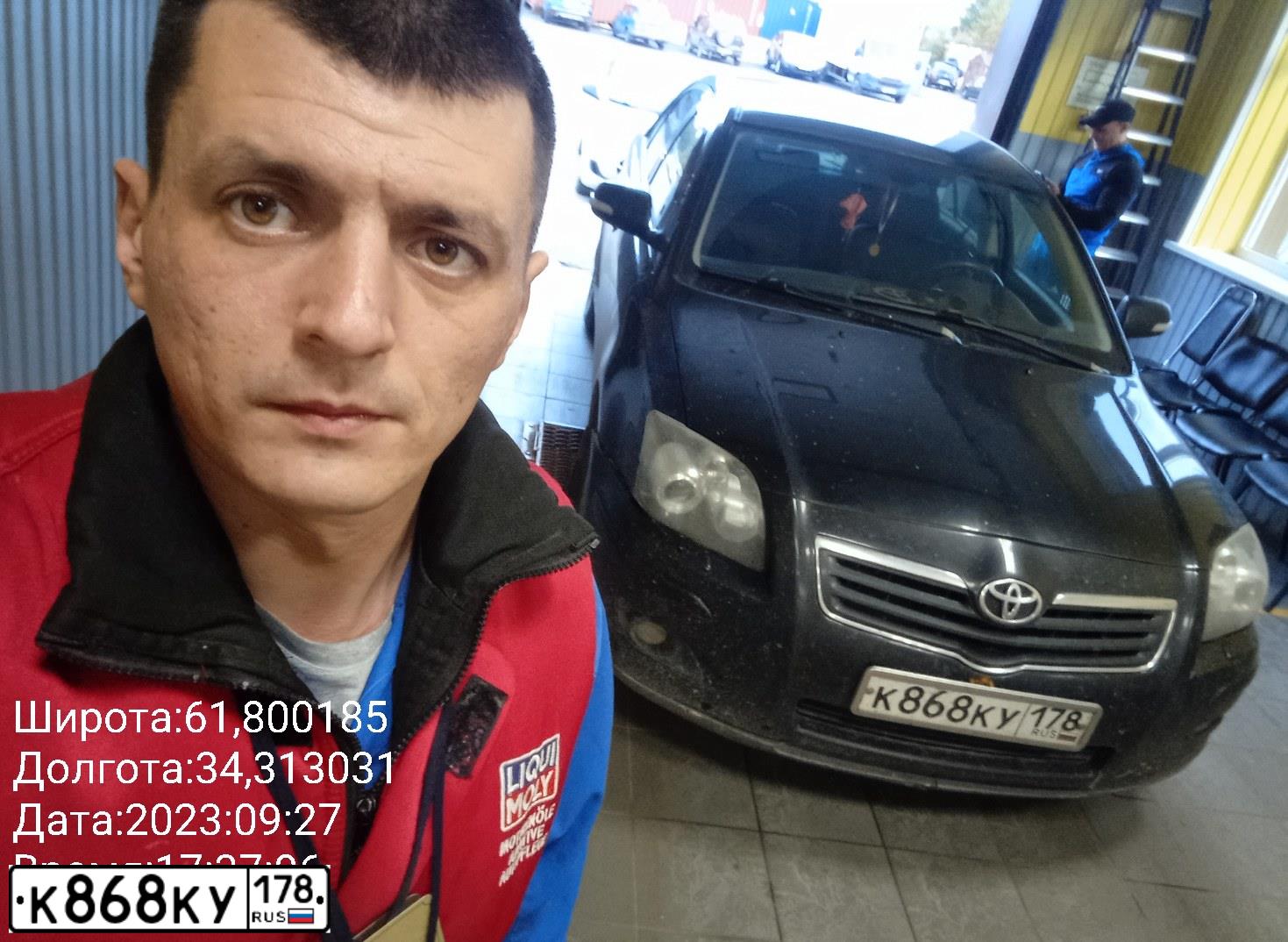 Фото автомобиля TOYOTA AVENSIS, 2008 — госномер Н128КО10. Цвет: ЧЕРНЫЙ