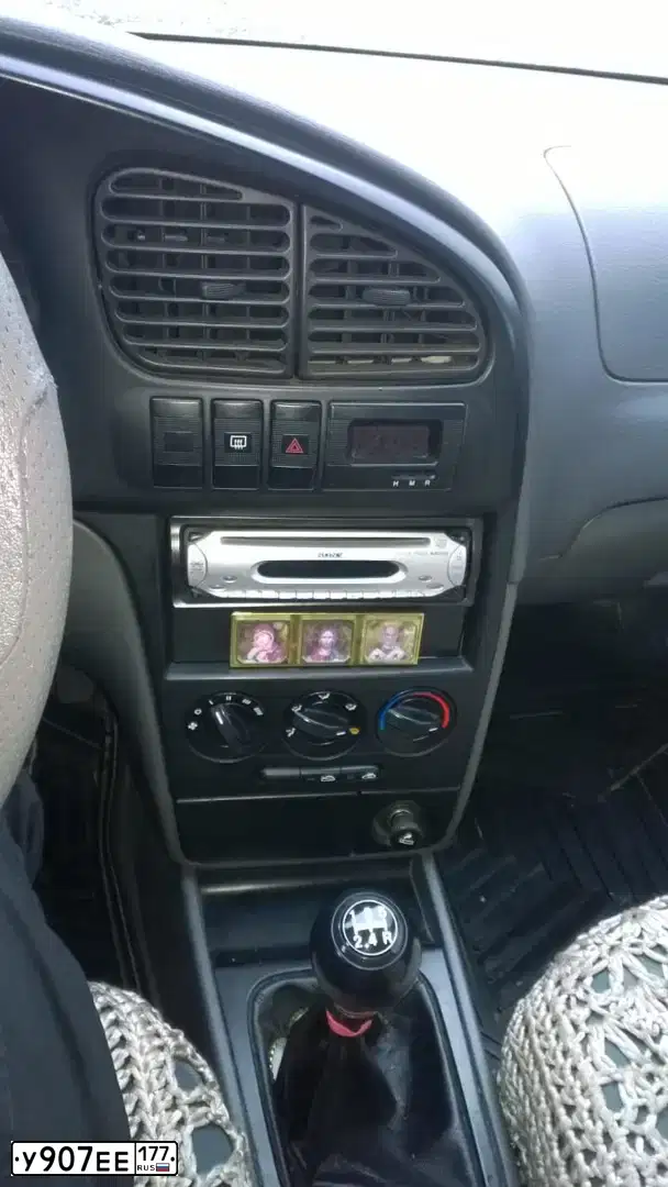 Фото автомобиля KIA SPECTRA, 2006 — госномер У907ЕЕ177. Цвет: АЛМАЗНОЕ СЕРЕБРО