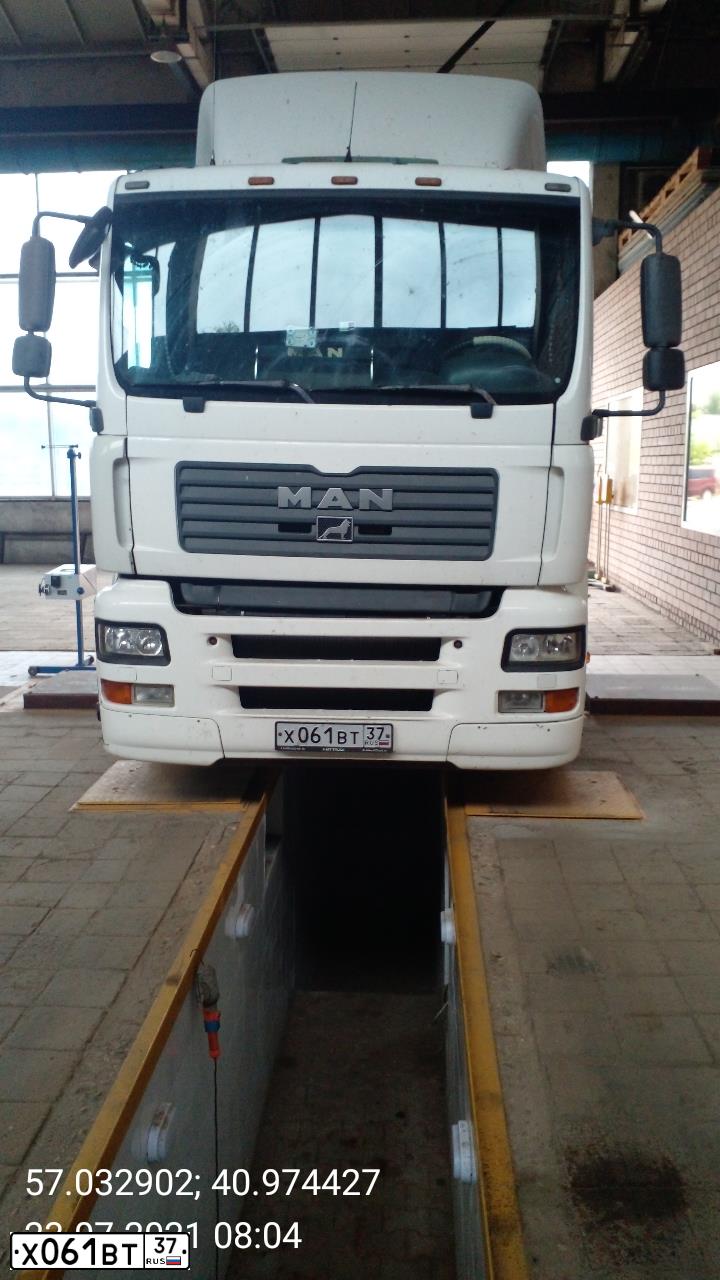 Фото автомобиля MAN TGA 19.XXX /4X2/, 2008 — госномер Х061ВТ37. Цвет: Белый