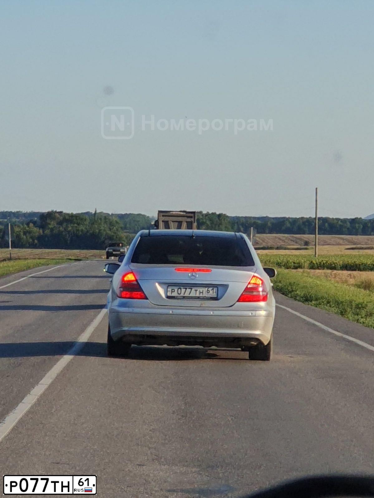 Фото автомобиля MERSEDES-BENZ Е 320, 2002 — госномер С195ХА774. Цвет: СЕРЕБРИСТЫЙ