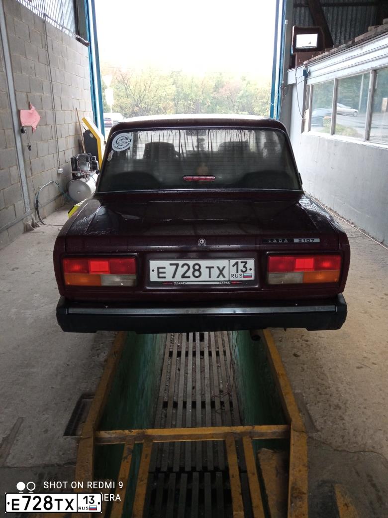 Фото автомобиля LADA 2107, 2008 — госномер Е728ТХ13. Цвет: ТЕМНО-ВИШНЕВЫЙ