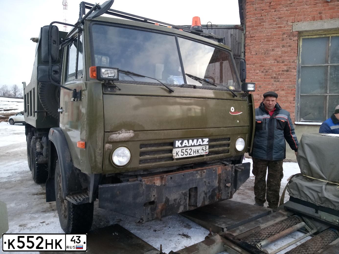 Фото автомобиля KAMAZ 55111 /6X4/, 1997 — госномер К552НК43. Цвет: ЗАЩИТНЫЙ