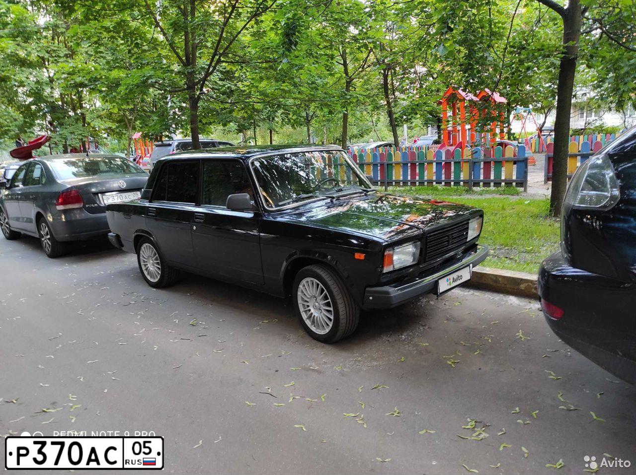 Фото автомобиля VOLKSWAGEN POLO, 2011 — госномер Р370АС05. Цвет: Серый