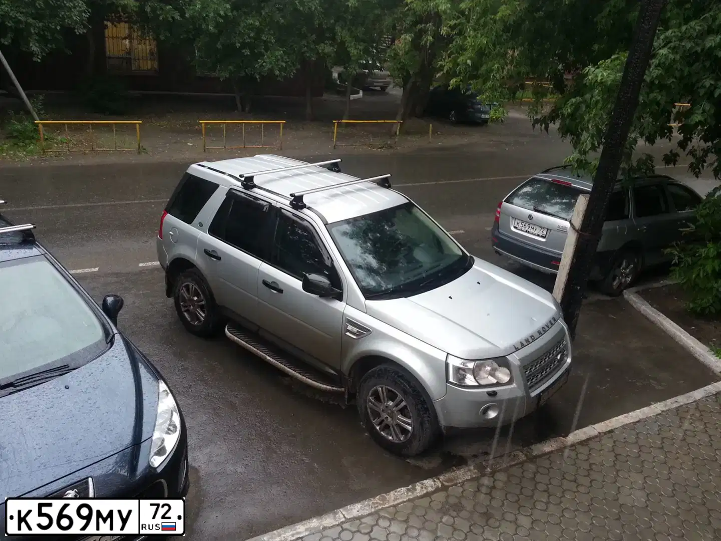Фото автомобиля SKODA OCTAVIA, 2007 — госномер К569МУ72. Цвет: СЕРЕБРИСТЫЙ