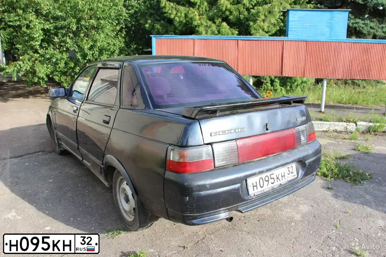 Фото автомобиля LADA 2110, 2004 — госномер К732ХМ32. Цвет: ГРАФИТОВЫЙ МЕТАЛЛИК