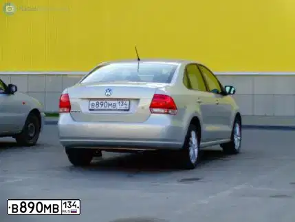 Фото автомобиля VOLKSWAGEN POLO, 2014 — госномер В890МВ134. Цвет: СЕРЕБРИСТО ЖЕЛТЫЙ