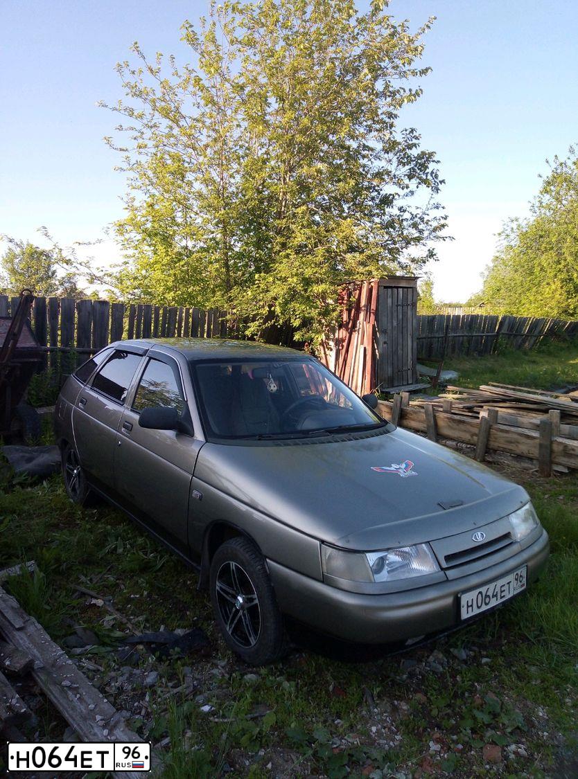 Фото автомобиля ВАЗ 21120, 2002 — госномер Н064ЕТ96. Цвет: СЕРО-ЗЕЛЕНЫЙ