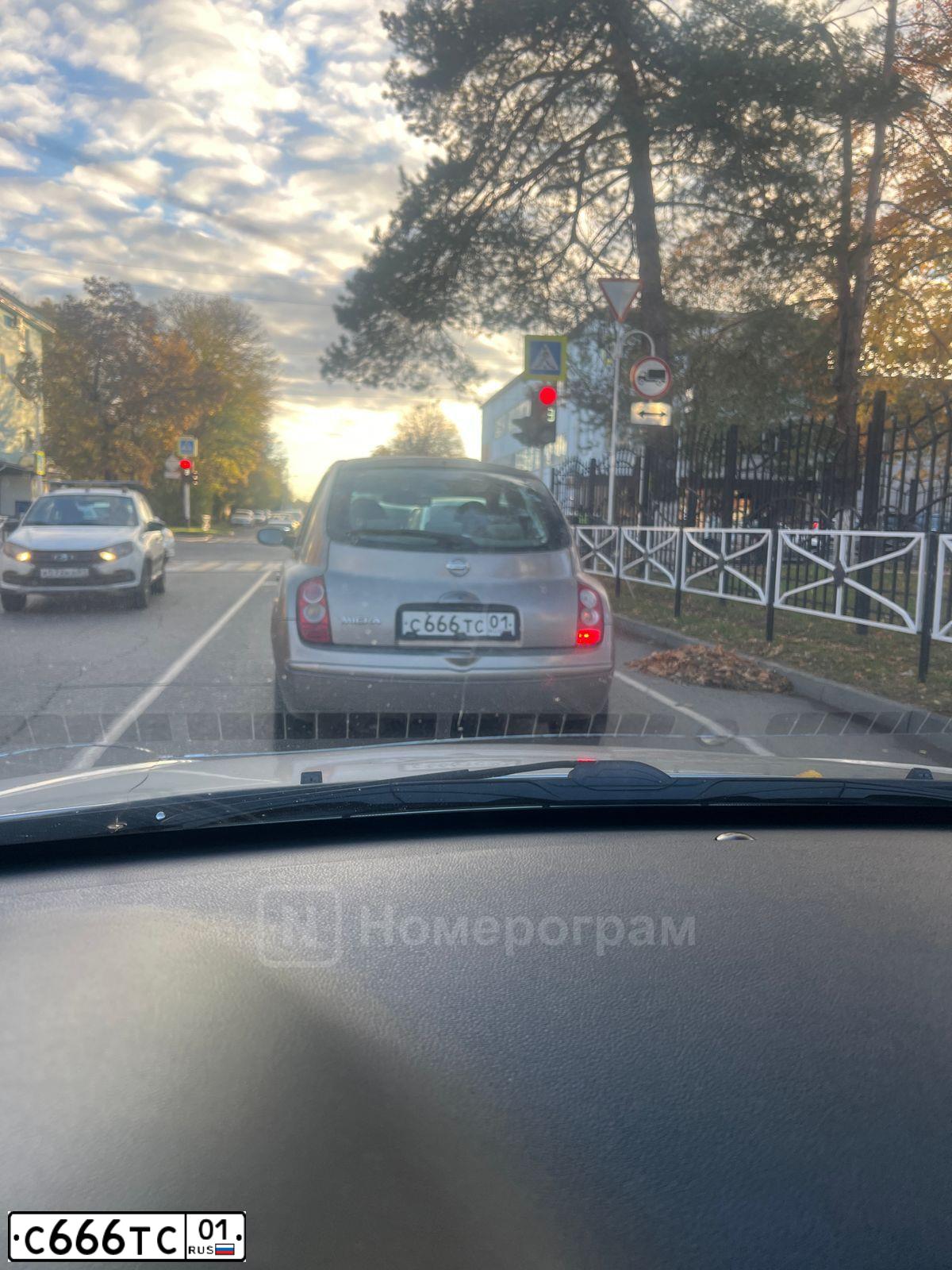 Фото автомобиля NISSAN MICRA, 2006 — госномер С666ТС01. Цвет: БЕЖЕВЫЙ