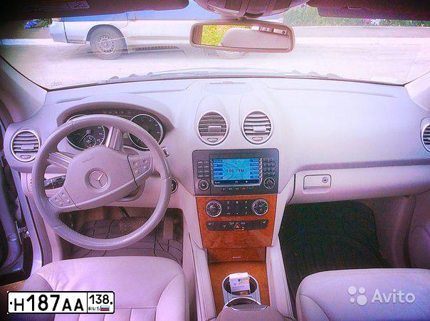 Фото автомобиля TOYOTA LANDCRUISER, 2005 — госномер А882ЕН177. Цвет: Серебристый