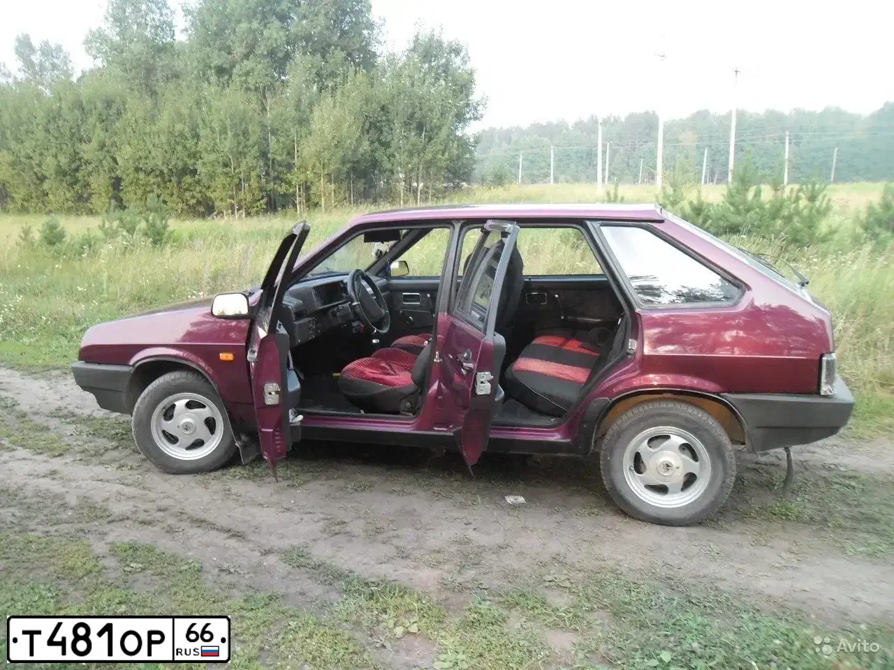Фото автомобиля LADA 2109 SAMARA, 2001 — госномер Т481ОР66. Цвет: ТЕМНО-КРАСНЫЙ