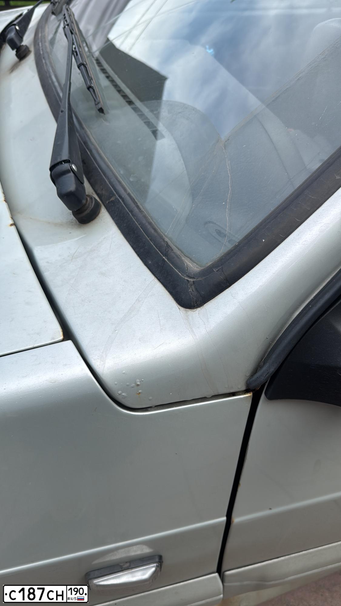 Фото автомобиля LADA 2114 SAMARA, 2005 — госномер С187СН190. Цвет: МОЛОЧНО-БЕЛЫЙ СЕРЕБРИСТЫЙ