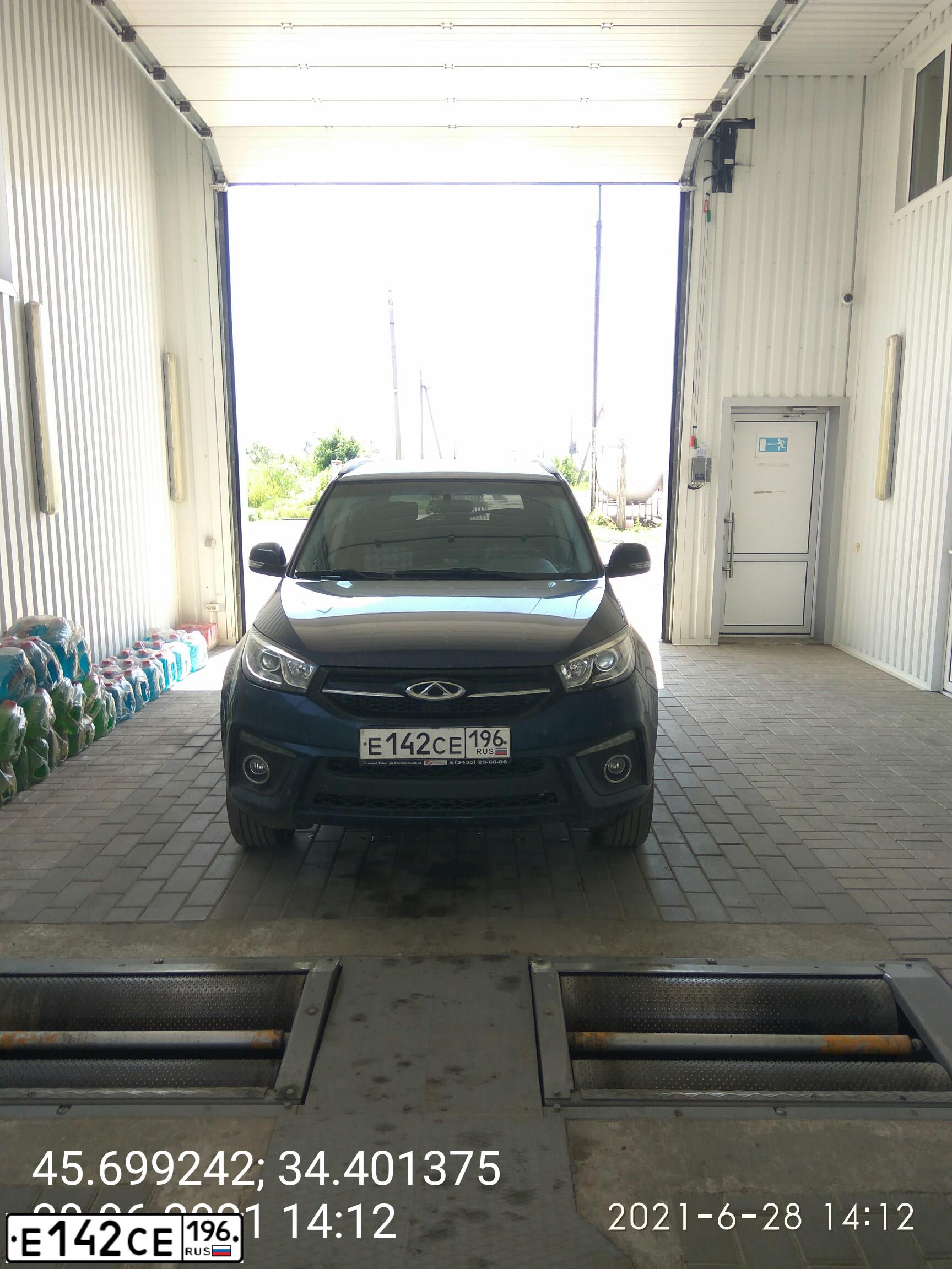 Фото автомобиля CHERY TIGGO, 2017 — госномер А630НО172. Цвет: синий