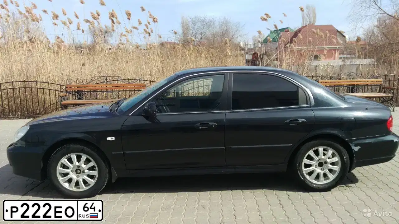 Фото автомобиля TAGAZ SONATA, 2008 — госномер Р222ЕО64. Цвет: ЧЕРНЫЙ
