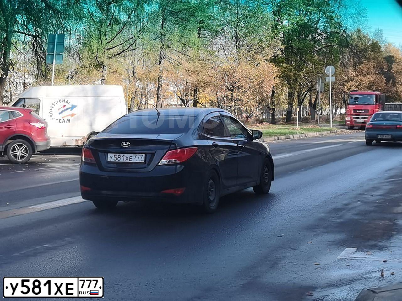 Фото автомобиля HYUNDAI SOLARIS, 2014 — госномер У581ХЕ777. Цвет: ЖЕЛТЫЙ