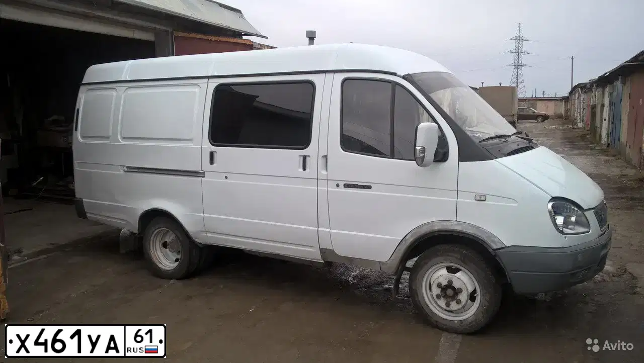 Фото автомобиля GAZ 2705 GAZEL, 2005 — госномер Х461УА61. Цвет: Белый
