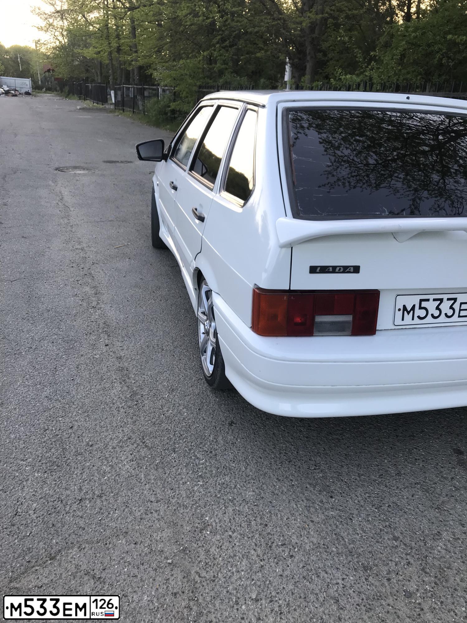 Фото автомобиля LADA 2114 SAMARA, 2012 — госномер О833ЕВ126. Цвет: Белый