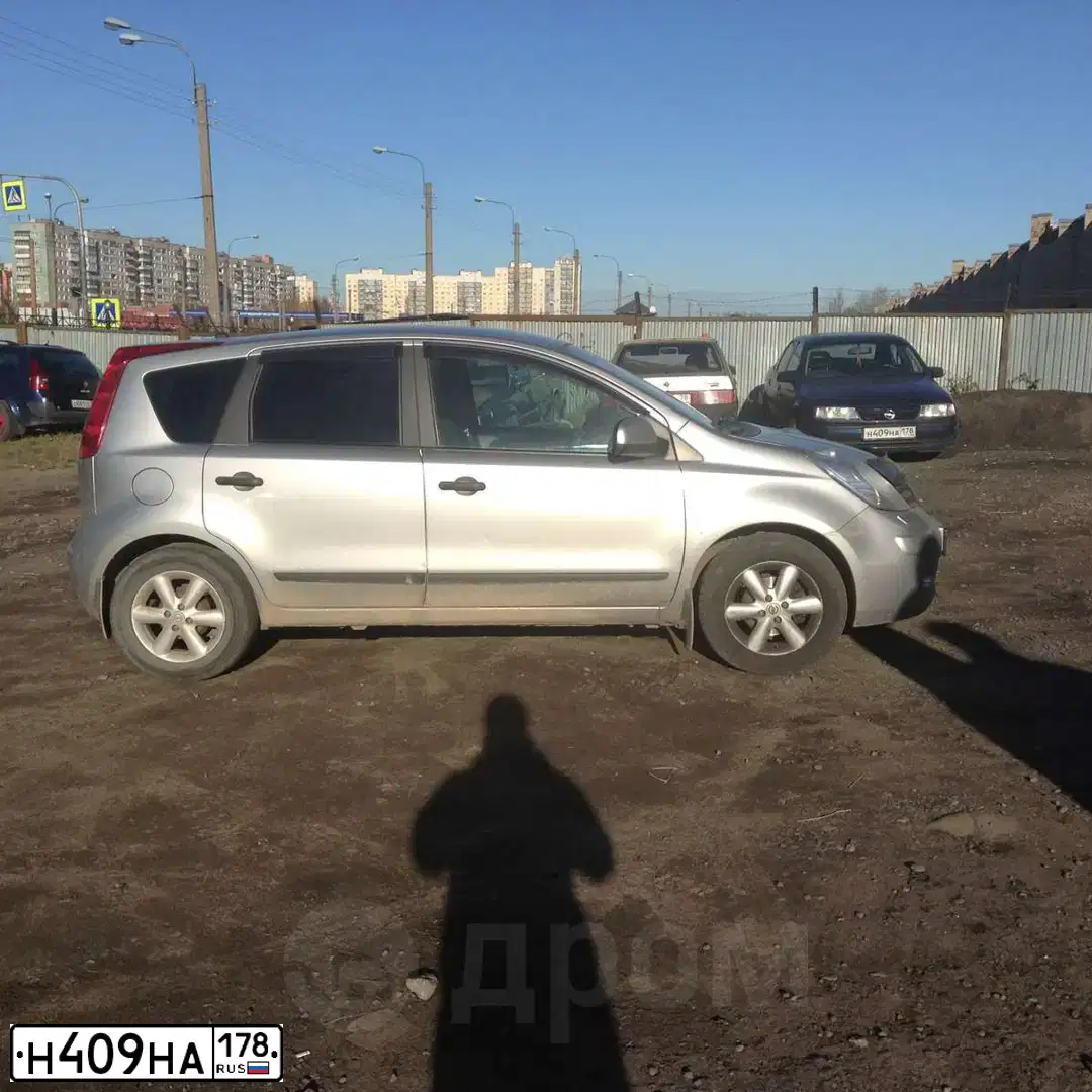 Фото автомобиля OPEL VECTRA, 1991 — госномер Н409НА178. Цвет: синий