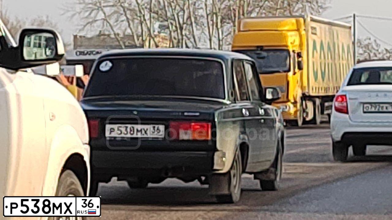 Фото автомобиля LADA 2105, 2007 — госномер Н100ЕН550. Цвет: Темно-зеленый