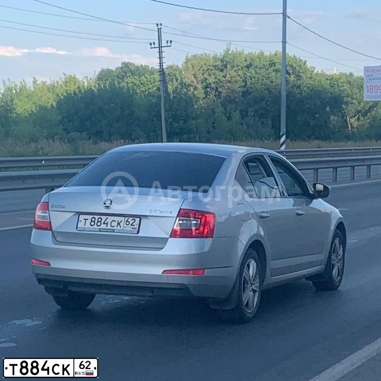 Фото автомобиля SKODA OCTAVIA, 2015 — госномер Т884СК62. Цвет: СЕРЕБРИСТЫЙ