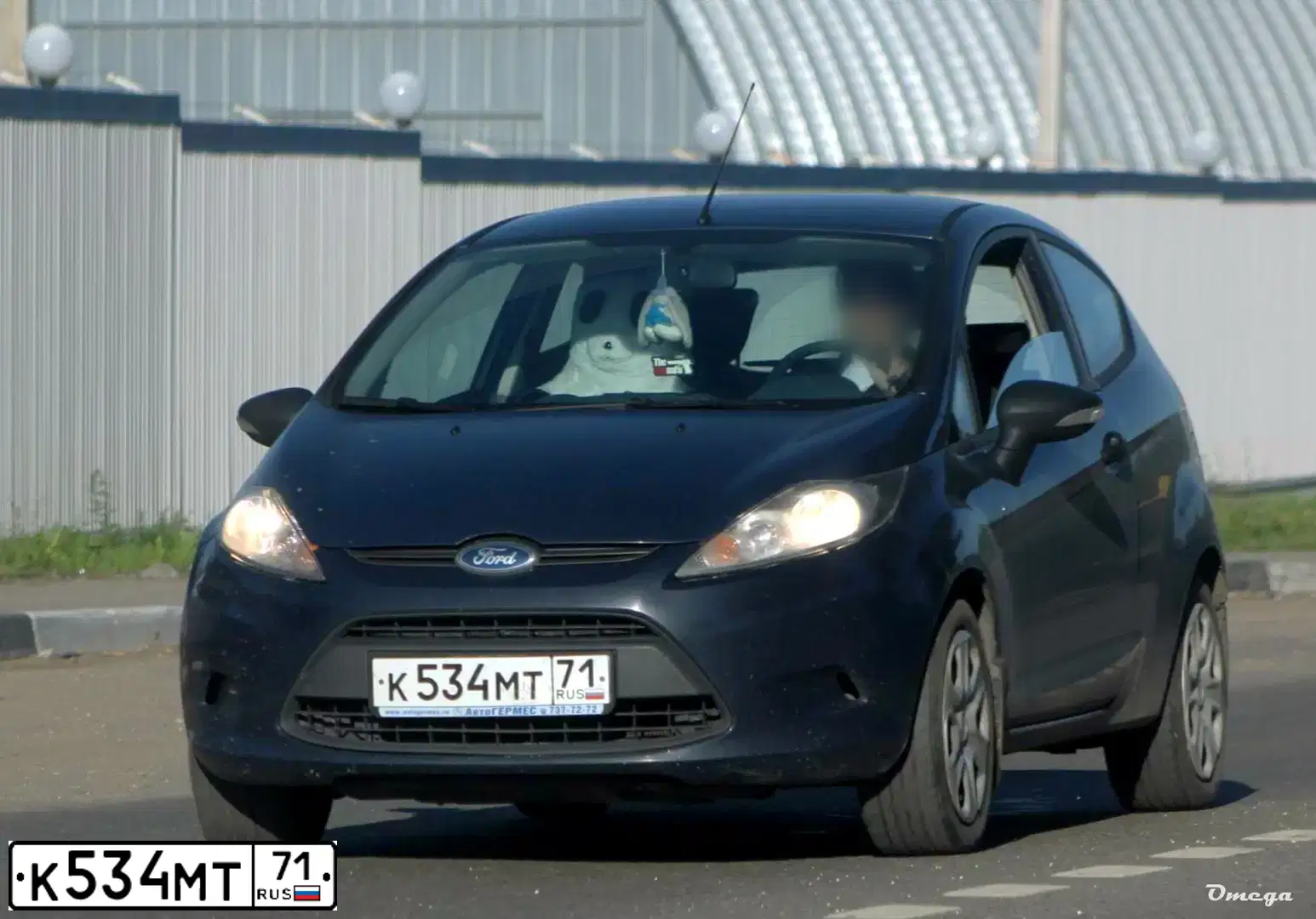 Фото автомобиля FORD FIESTA / ASPIRE, 2009 — госномер К534МТ71. Цвет: ТЕМНО-СИНИЙ