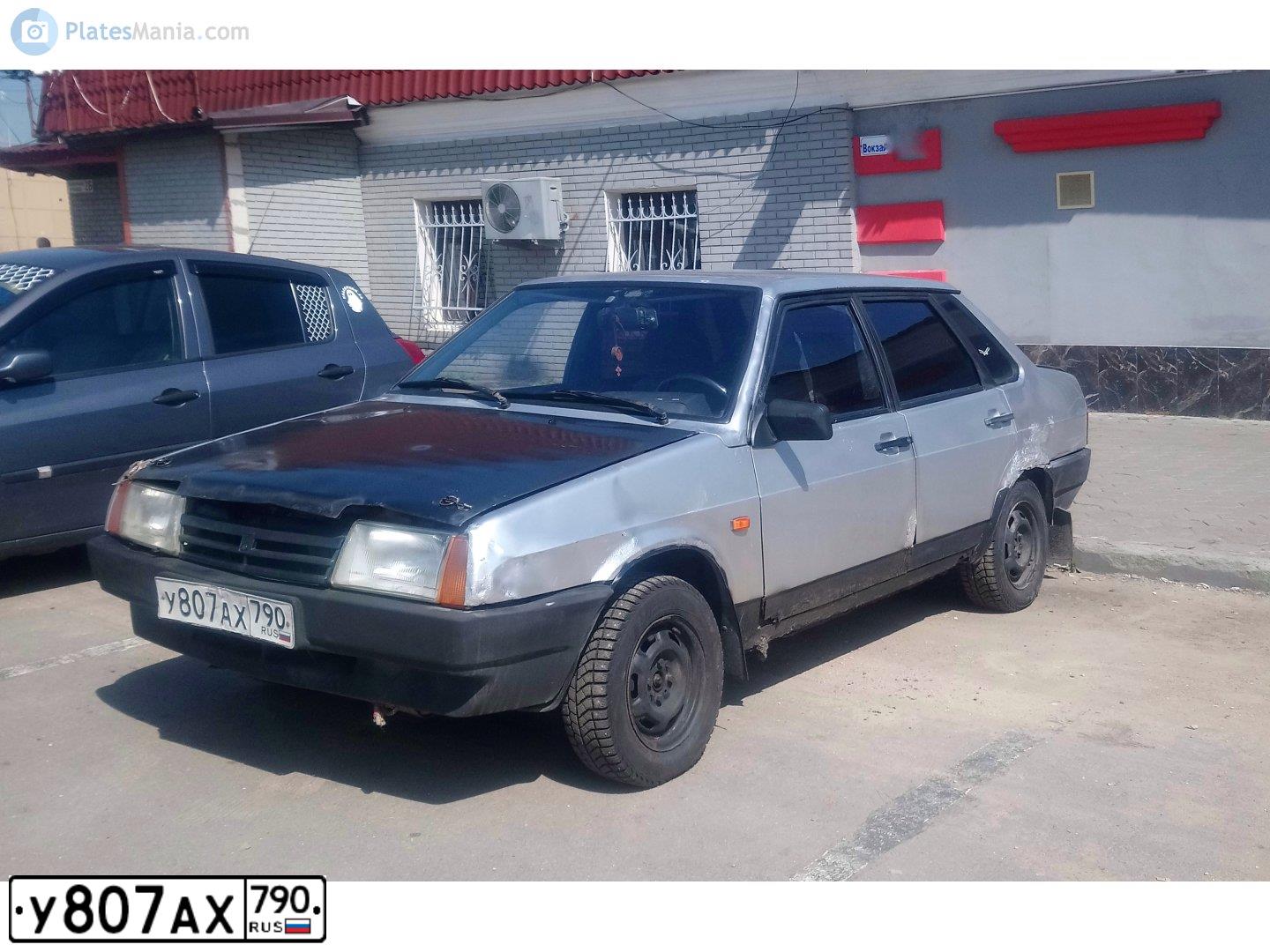 Фото автомобиля LADA 2109 SAMARA, 2003 — госномер Е977ЕН97. Цвет: СТАЛЬНОЙ